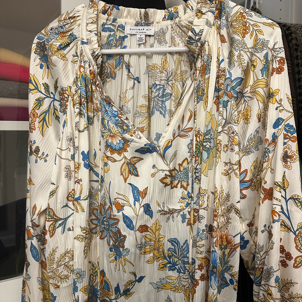 Current Air Cream Floral Blouse